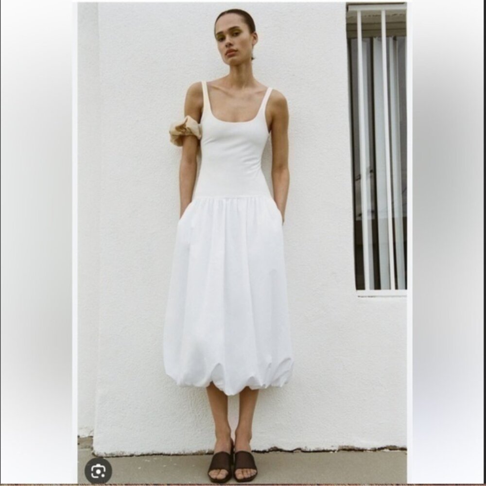 Zara white sleeveless balloon skirt midi dress size medium